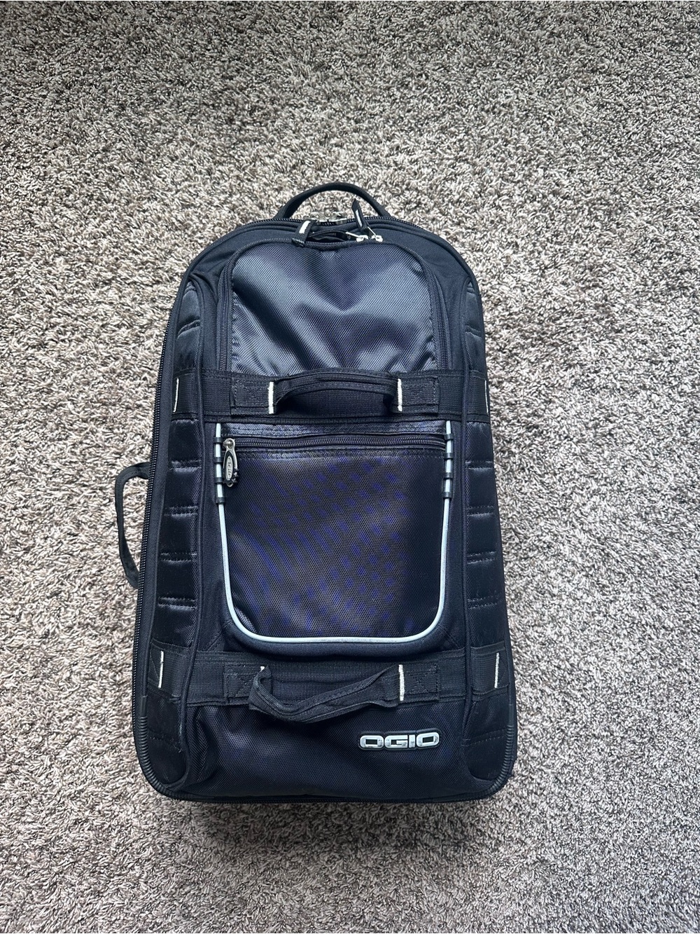 OGIO Carry On